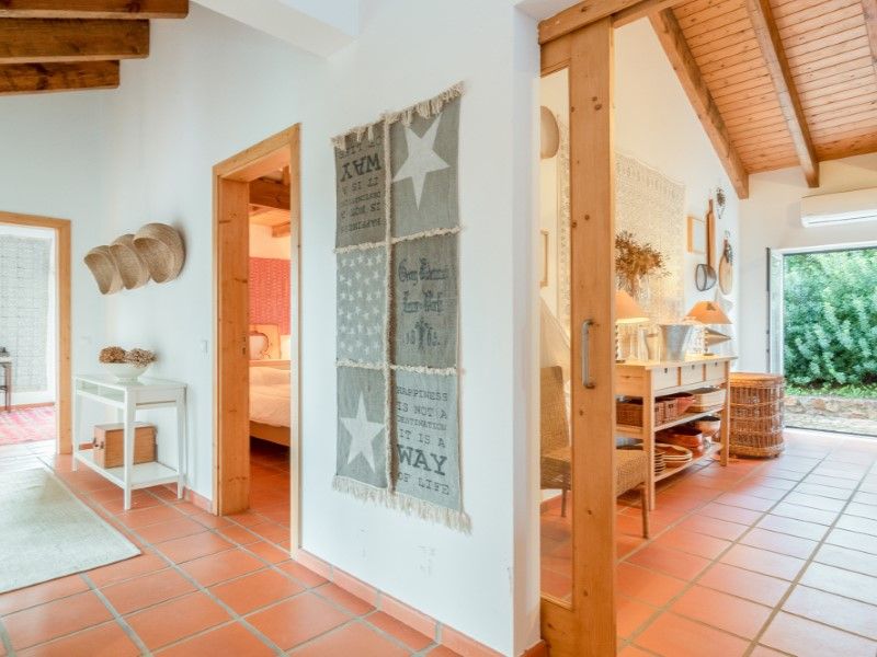 farmhouse 13 Rooms for sale on Viana do Alentejo (7090)