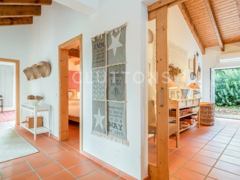 farmhouse 13 Rooms for sale on Viana do Alentejo (7090)