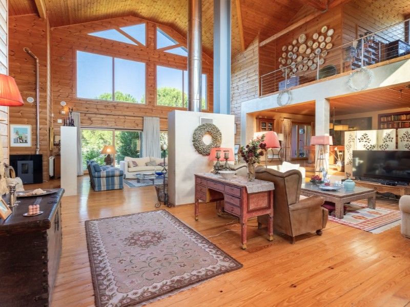 house 14 Rooms for sale on Coruche (2100)