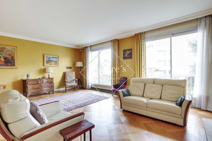 Vente Appartement Neuilly-sur-Seine 5&nbsp;Pièces 128&nbsp;m²