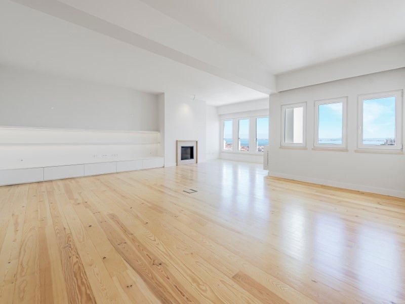 apartment 12 Rooms for sale on Lisboa (1200) Sale Apartment Lisboa 12 Rooms
