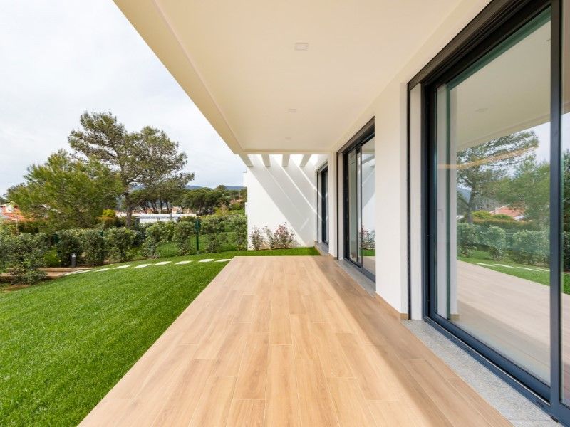 house 8 Rooms for sale on Cascais (2755) Sale House Cascais 8 Rooms