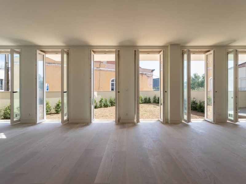 apartment 7 Rooms for sale on Lisboa (1800)