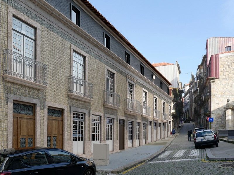 apartment 7 Rooms for sale on Porto (4000)