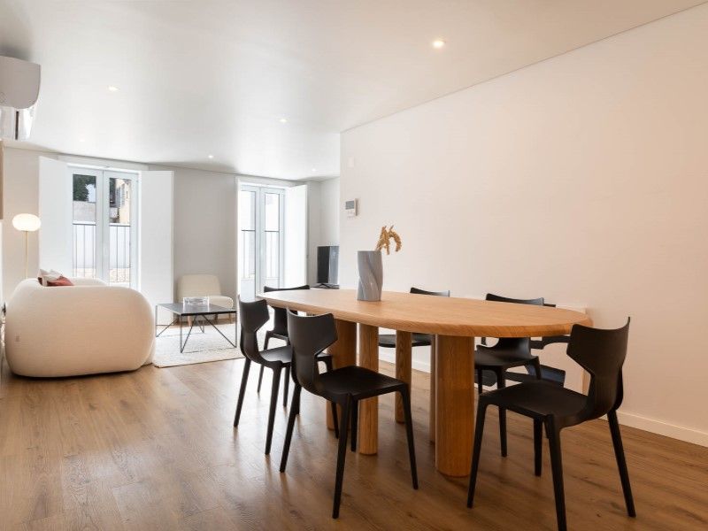 apartment 7 Rooms for sale on Lisboa (1150) Sale Apartment Lisboa 7 Rooms