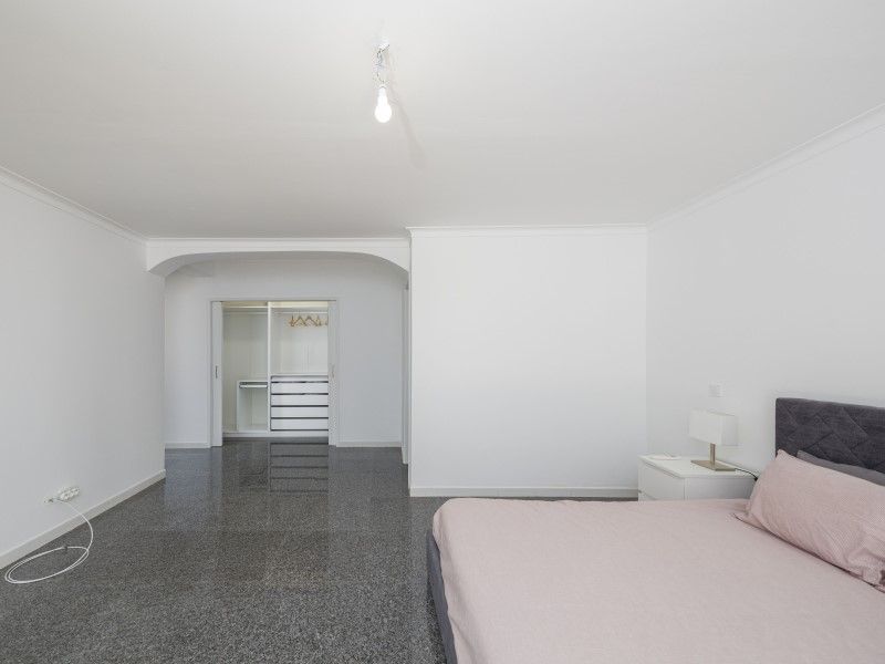 house 10 Rooms for sale on Lagoa (8400)