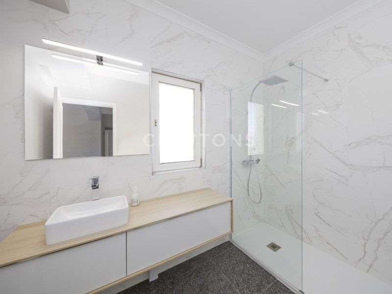 maison 10 Pièces en vente sur Lagoa (8400)
