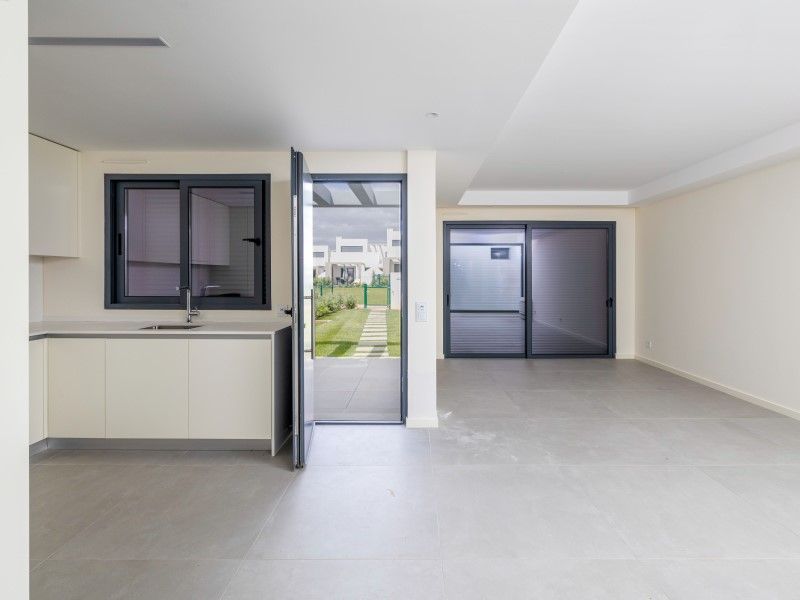 house 7 Rooms for sale on Loulé (8125) Sale House Loulé 7 Rooms
