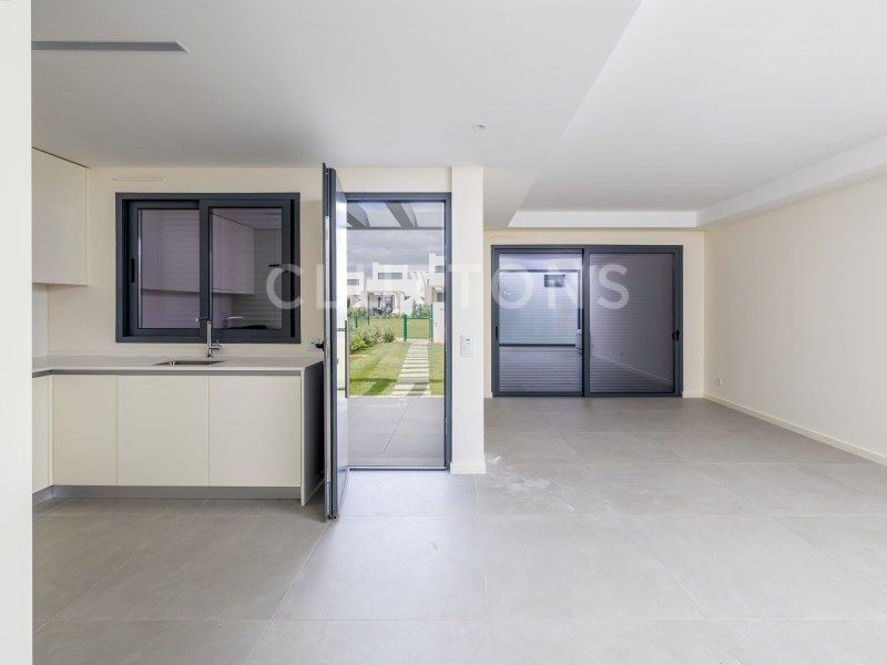 house 7 Rooms for sale on Loulé (8125)