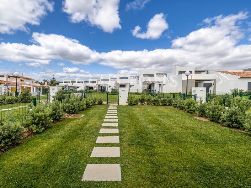 house 7 Rooms for sale on Loulé (8125)