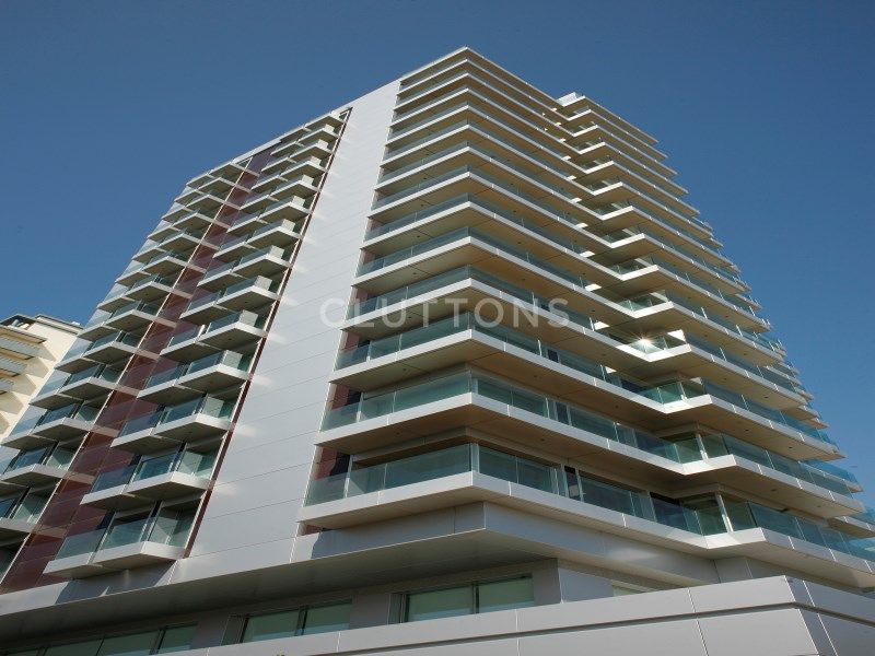 apartment 10 Rooms for sale on Lisboa (1400)