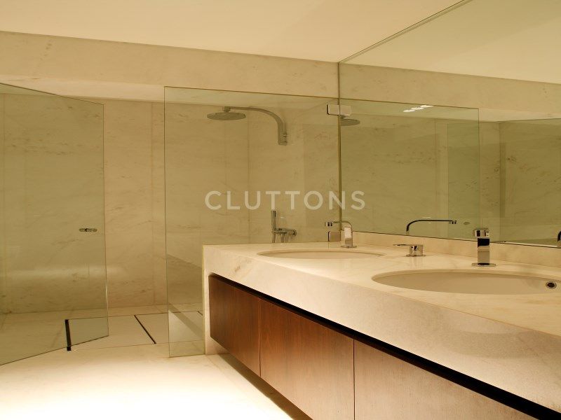 apartment 10 Rooms for sale on Lisboa (1400)