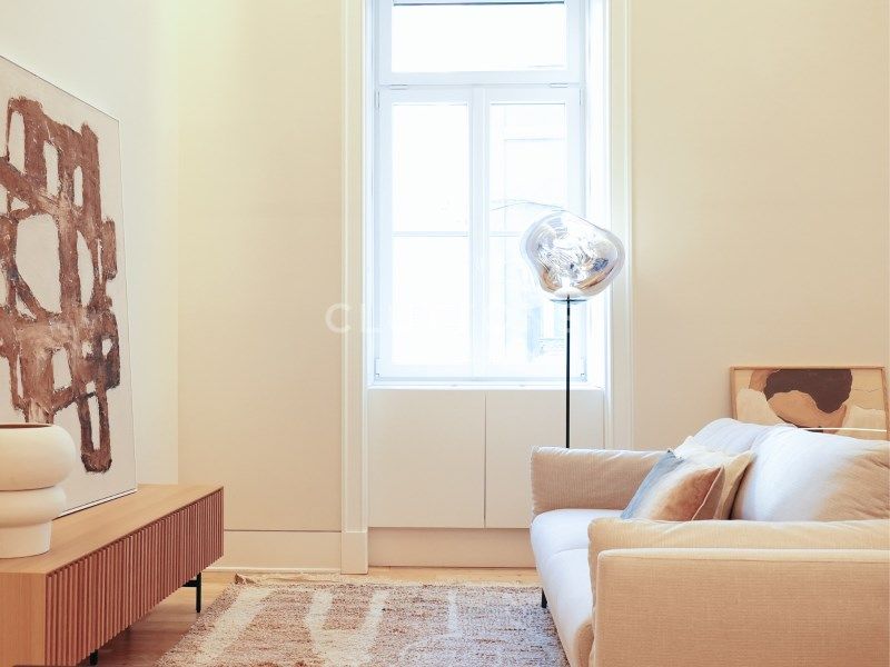 loft 3 Rooms for sale on Lisboa (1250)