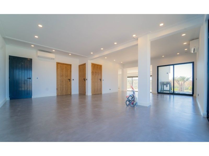 maison 10 Pièces en vente sur Loulé (8125)