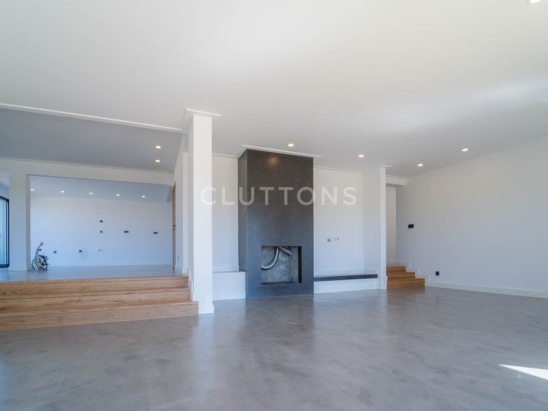 house 10 Rooms for sale on Loulé (8125)