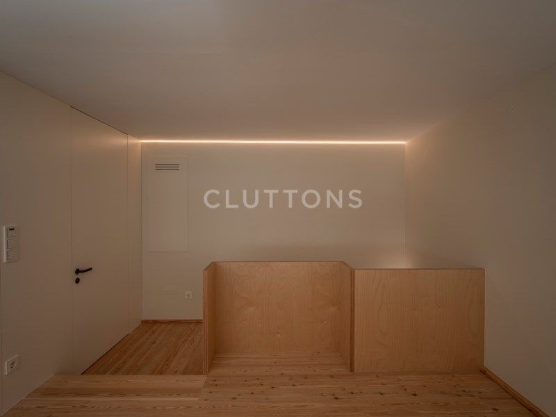 loft 5 Rooms for sale on Lisboa (1250)