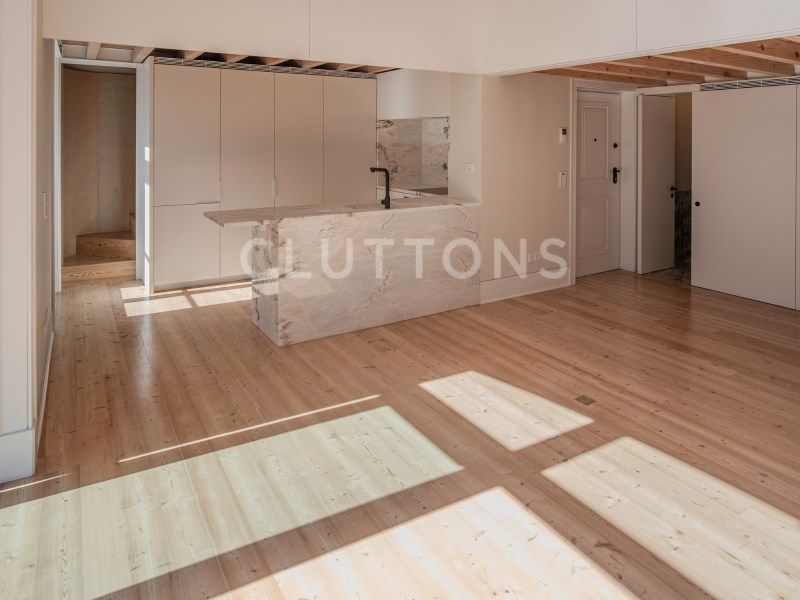 loft 4 Rooms for sale on Lisboa (1250)