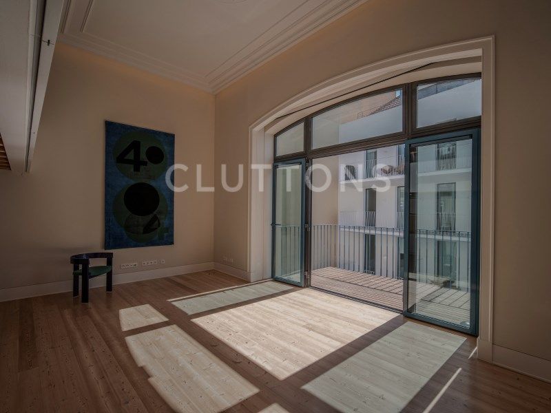loft 4 Rooms for sale on Lisboa (1250)