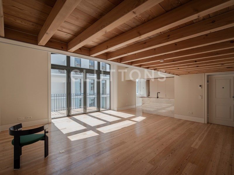 loft 4 Rooms for sale on Lisboa (1250)