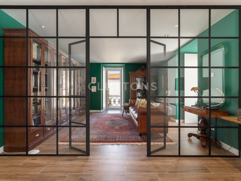 house 33 Rooms for sale on Marvão (7330)