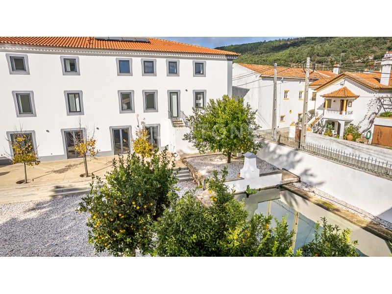 house 33 Rooms for sale on Marvão (7330)