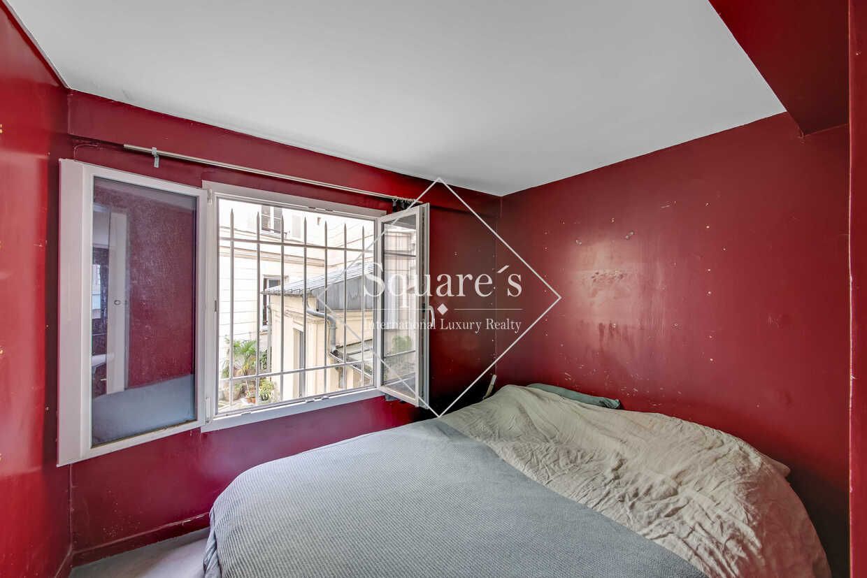 miscellaneous 3 Rooms for sale on Paris 9ème (75009)