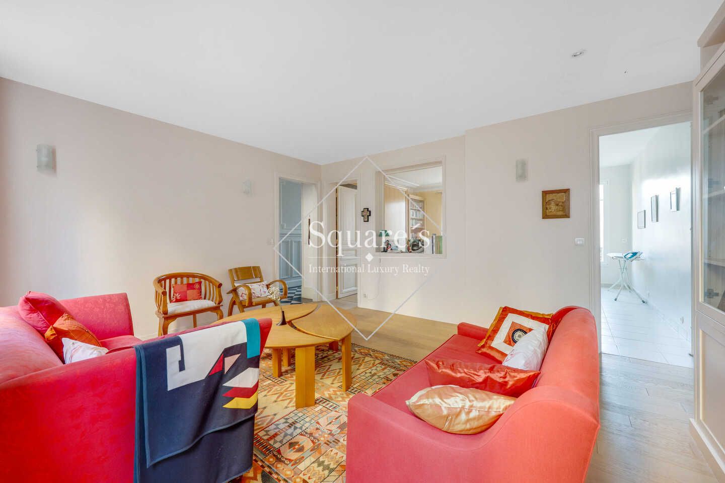 house 9 Rooms for sale on Asnières (92600)