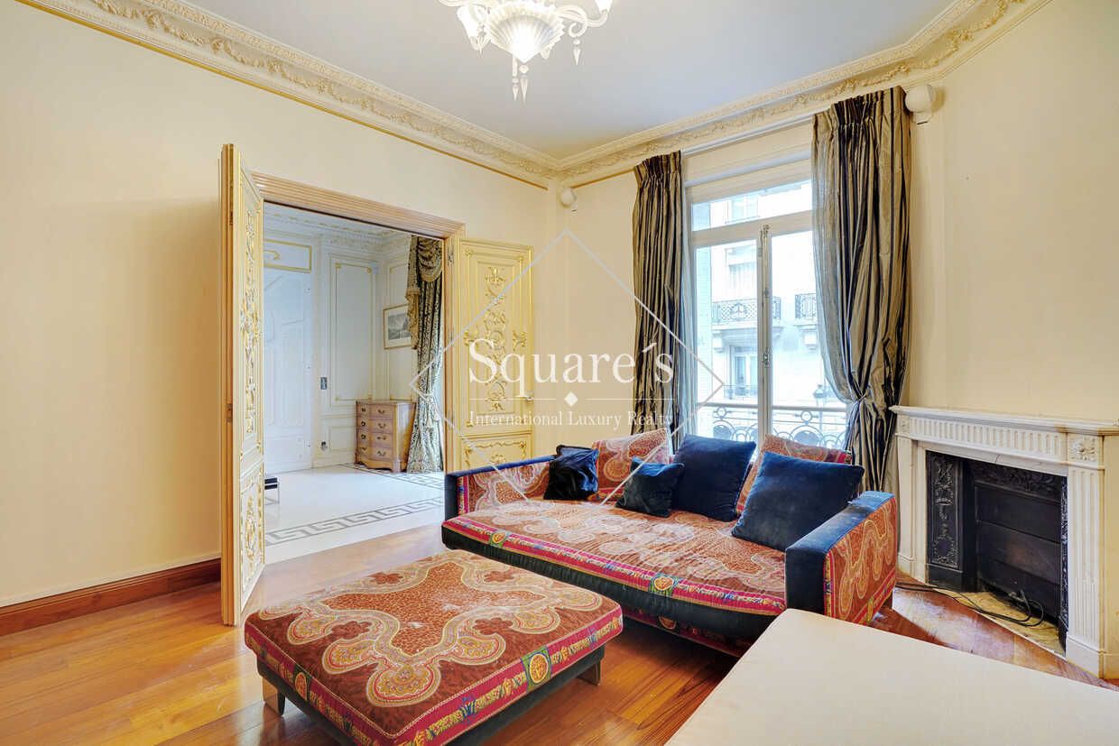 apartment 7 Rooms for sale on Paris 16ème (75016)