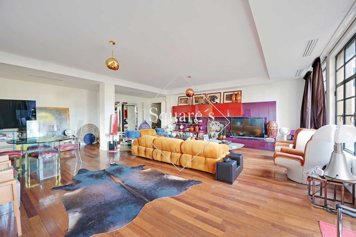 apartment 4 Rooms for sale on Paris 8ème (75008)