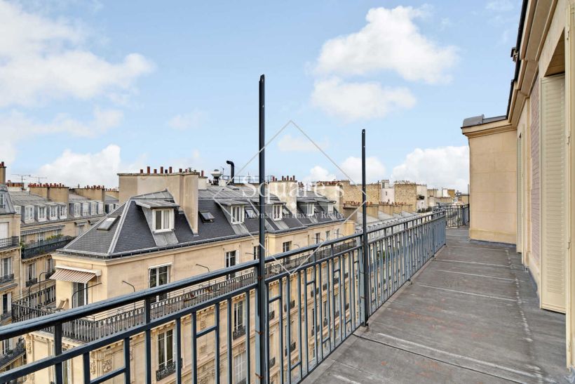 apartment 8 Rooms for sale on Paris 8ème (75008)