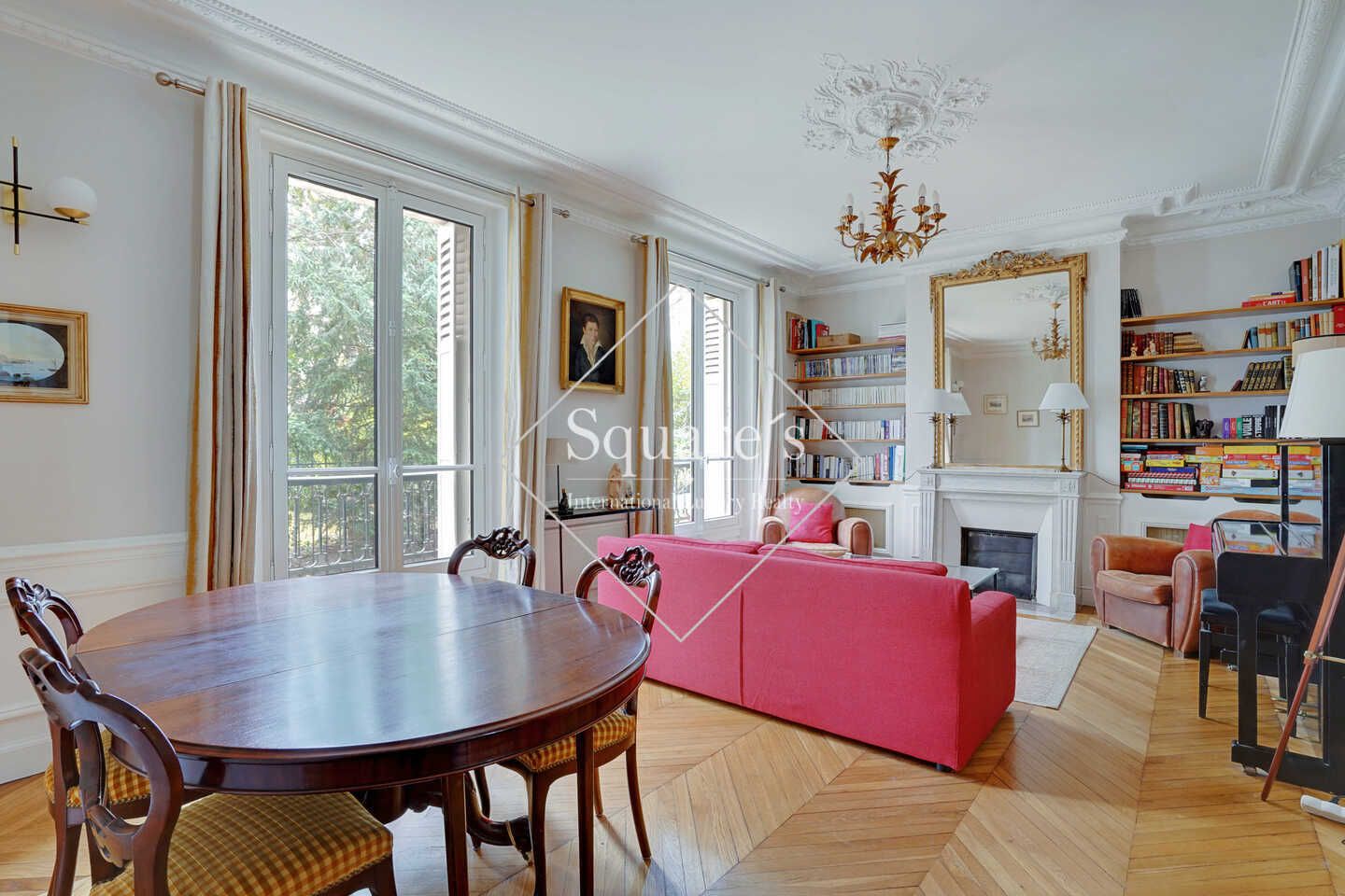 apartment 5 Rooms for sale on Neuilly-sur-Seine (92200) Sale Apartment Neuilly-sur-Seine 5 Rooms 118 m²
