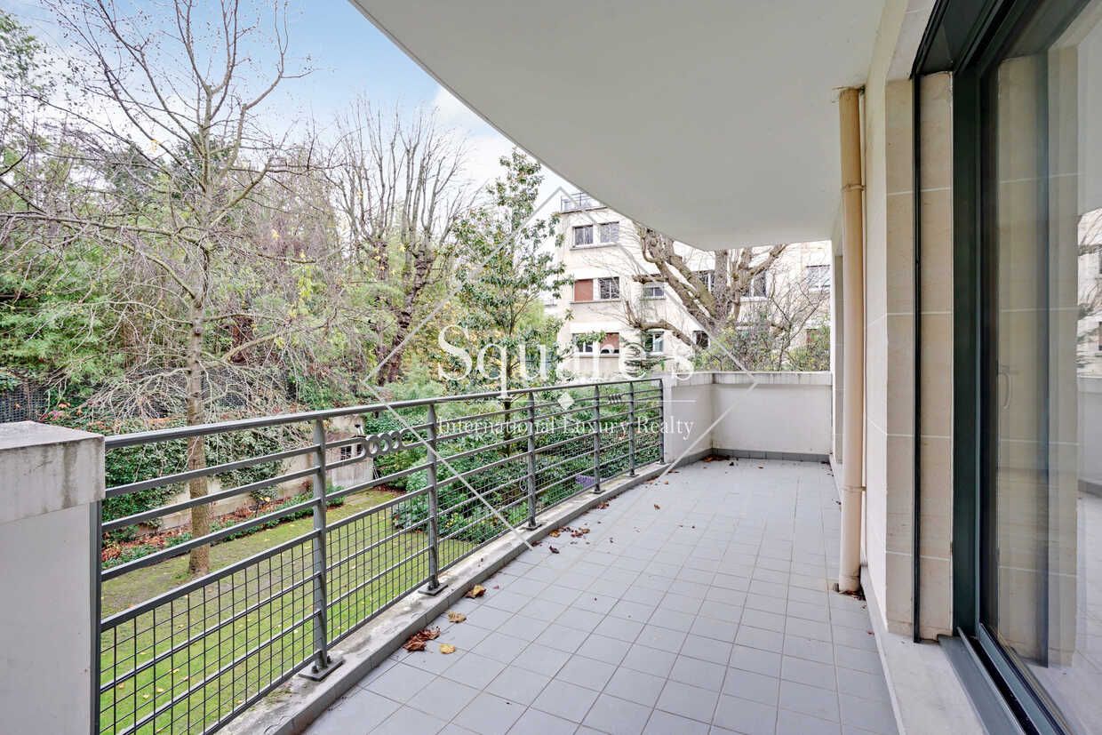 apartment 7 Rooms for sale on Neuilly-sur-Seine (92200)