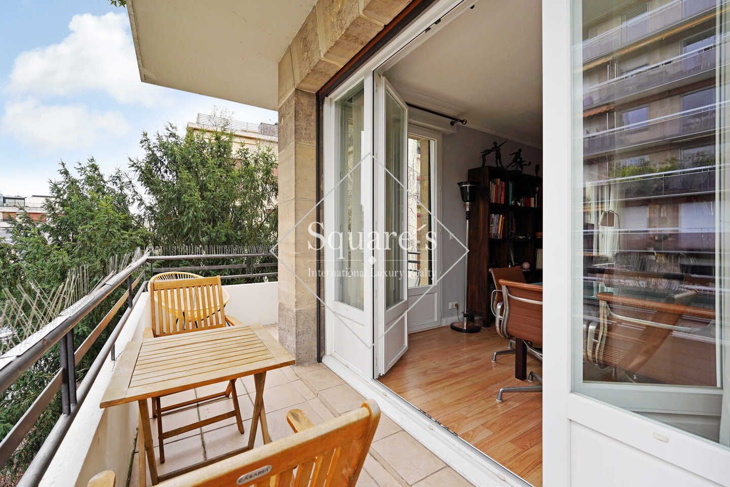 apartment 3 Rooms for sale on Neuilly-sur-Seine (92200) Sale Apartment Neuilly-sur-Seine 3 Rooms 73 m²
