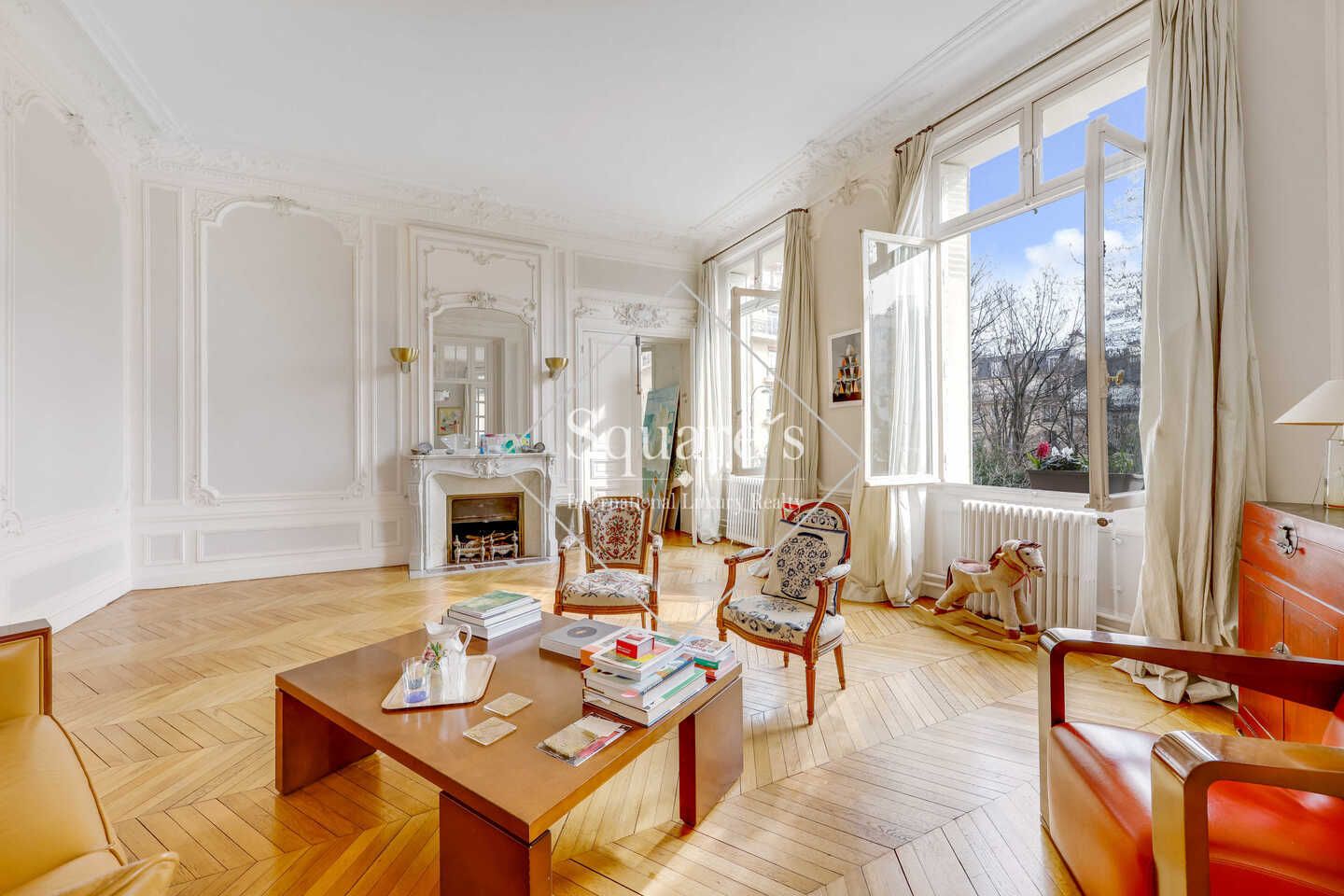 apartment 8 Rooms for sale on Paris 16ème (75016) Sale Apartment Paris 16ème 8 Rooms 263 m²