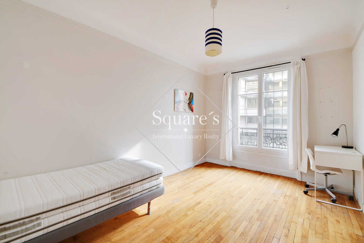 apartment 3 Rooms for sale on Paris 16ème (75016)