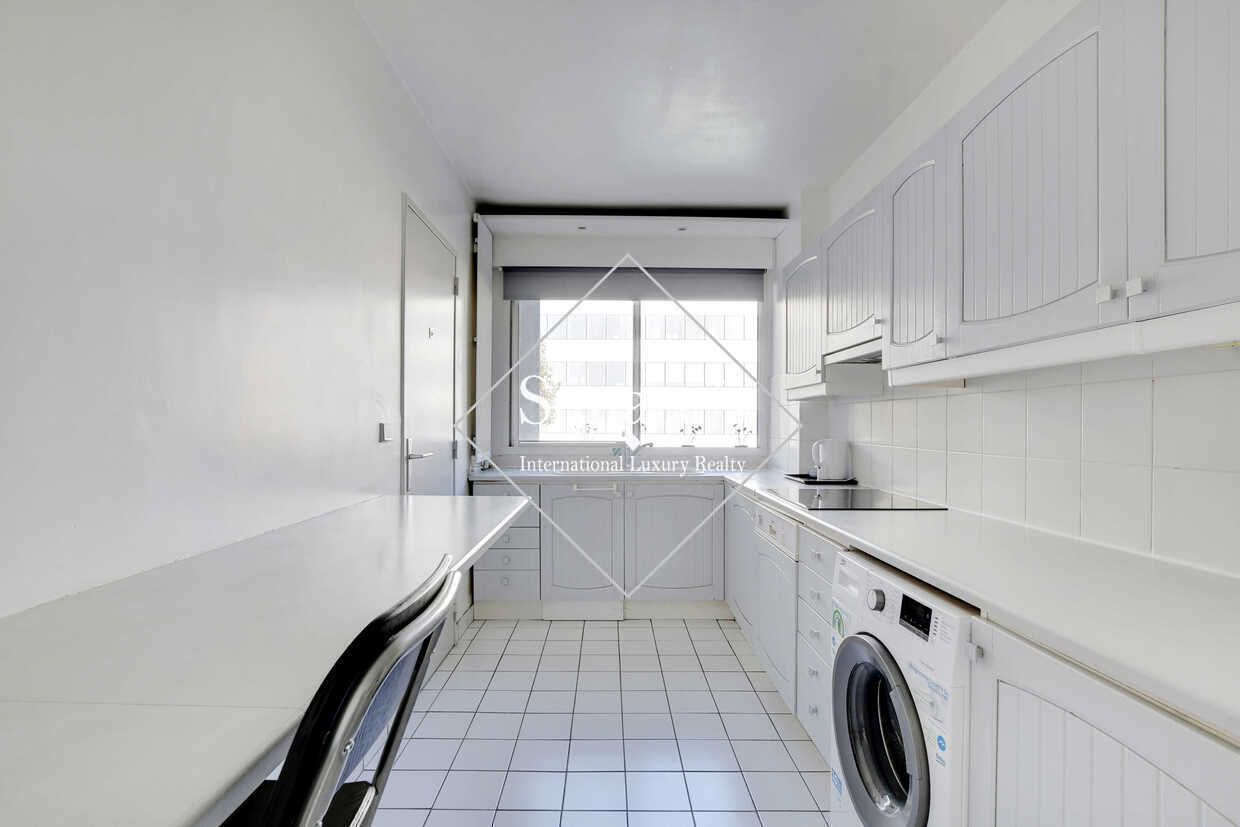 apartment 2 Rooms for sale on Neuilly-sur-Seine (92200)