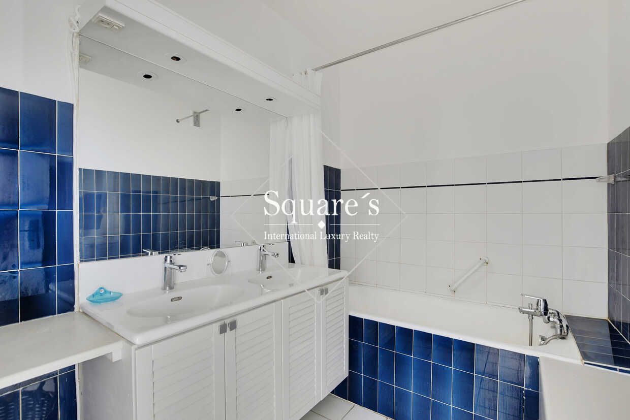 apartment 2 Rooms for sale on Neuilly-sur-Seine (92200)