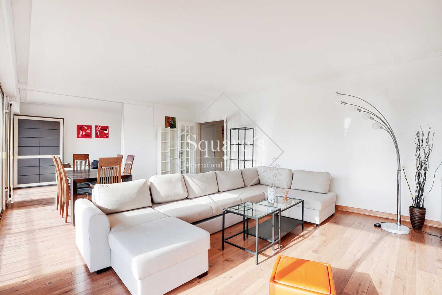 apartment 5 Rooms for sale on Neuilly-sur-Seine (92200) Sale Apartment Neuilly-sur-Seine 5 Rooms 120 m²