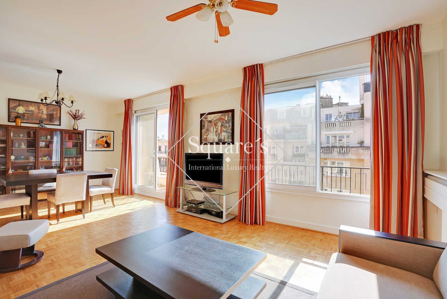 apartment 3 Rooms for sale on Neuilly-sur-Seine (92200)