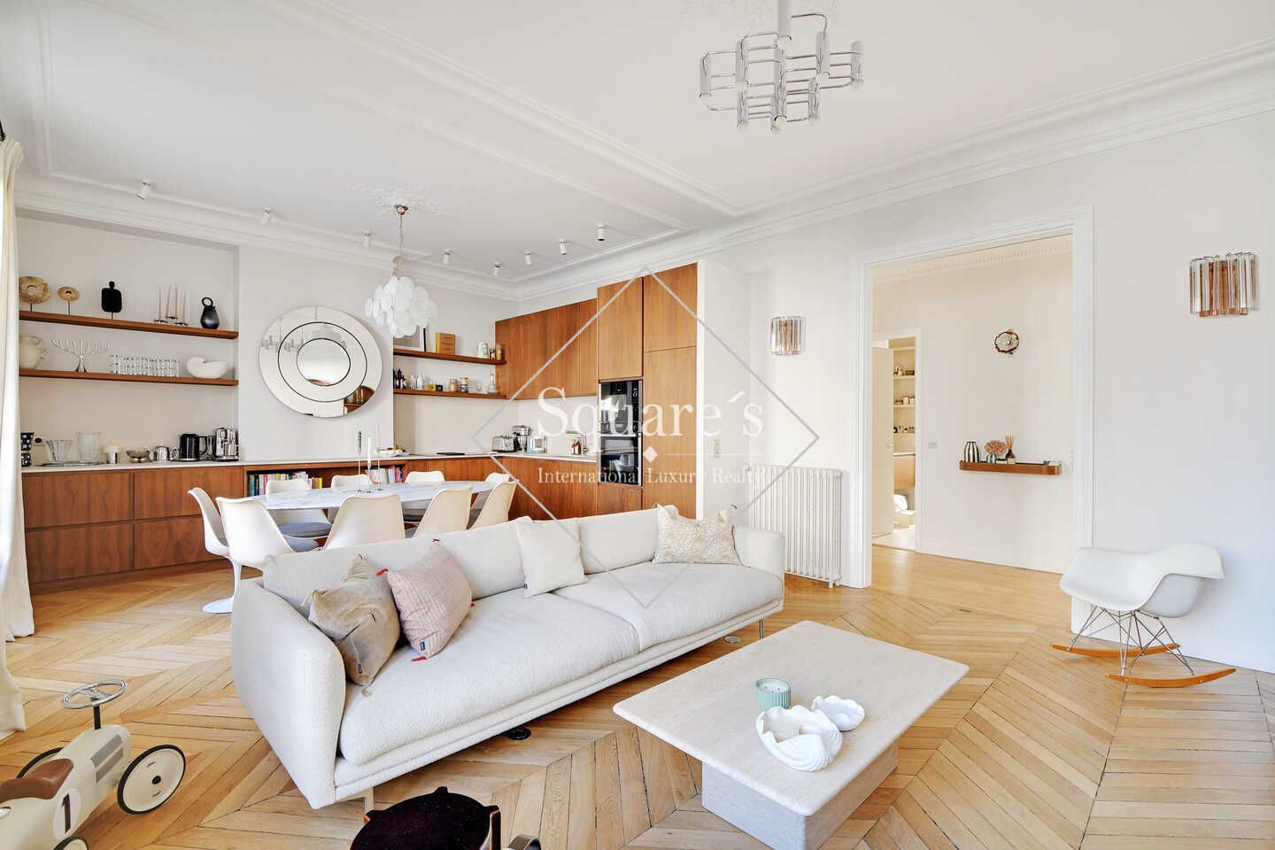 apartment 3 Rooms for sale on Neuilly-sur-Seine (92200) Sale Apartment Neuilly-sur-Seine 3 Rooms 77 m²