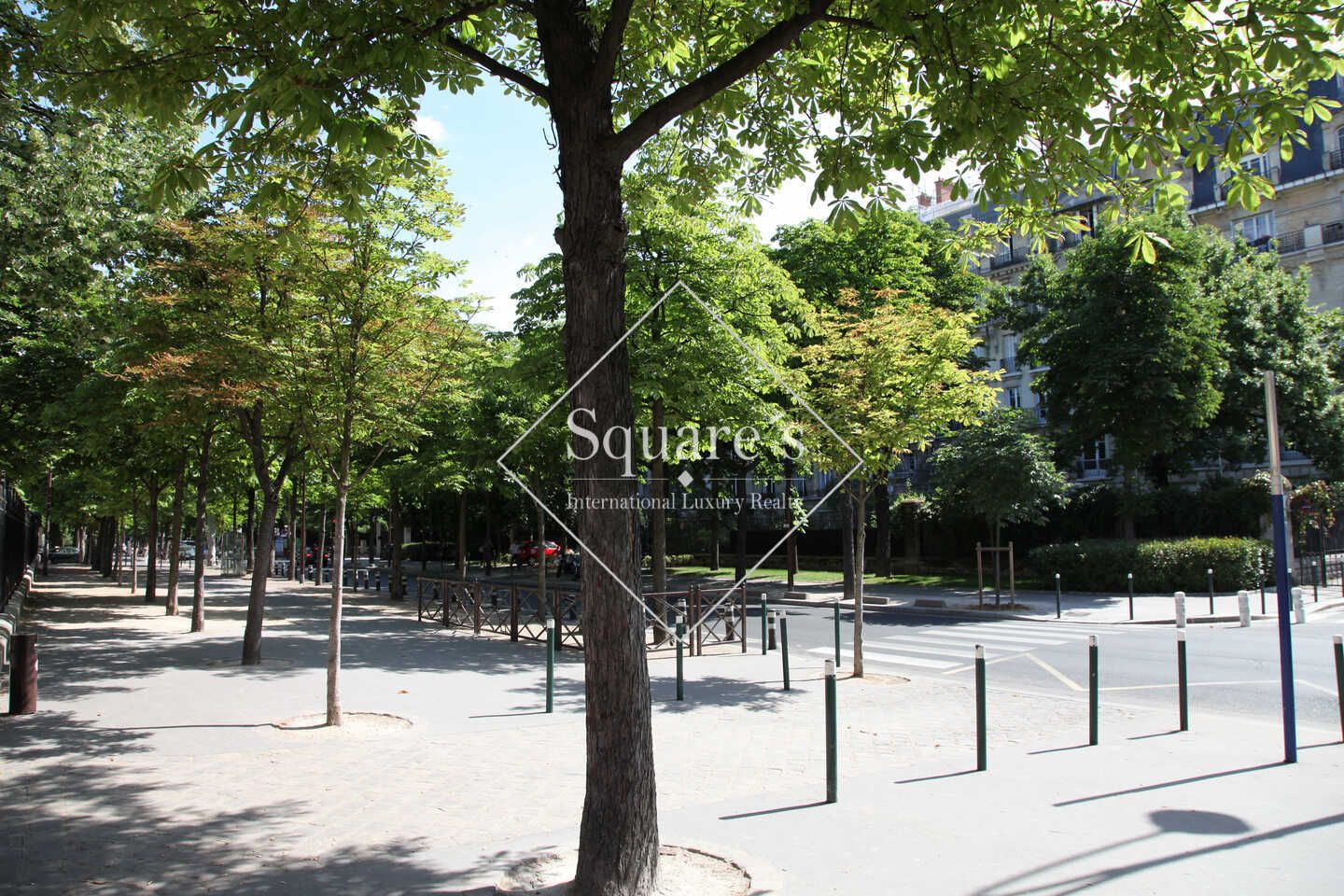 apartment 3 Rooms for sale on Neuilly-sur-Seine (92200) Sale Apartment Neuilly-sur-Seine 3 Rooms 45 m²