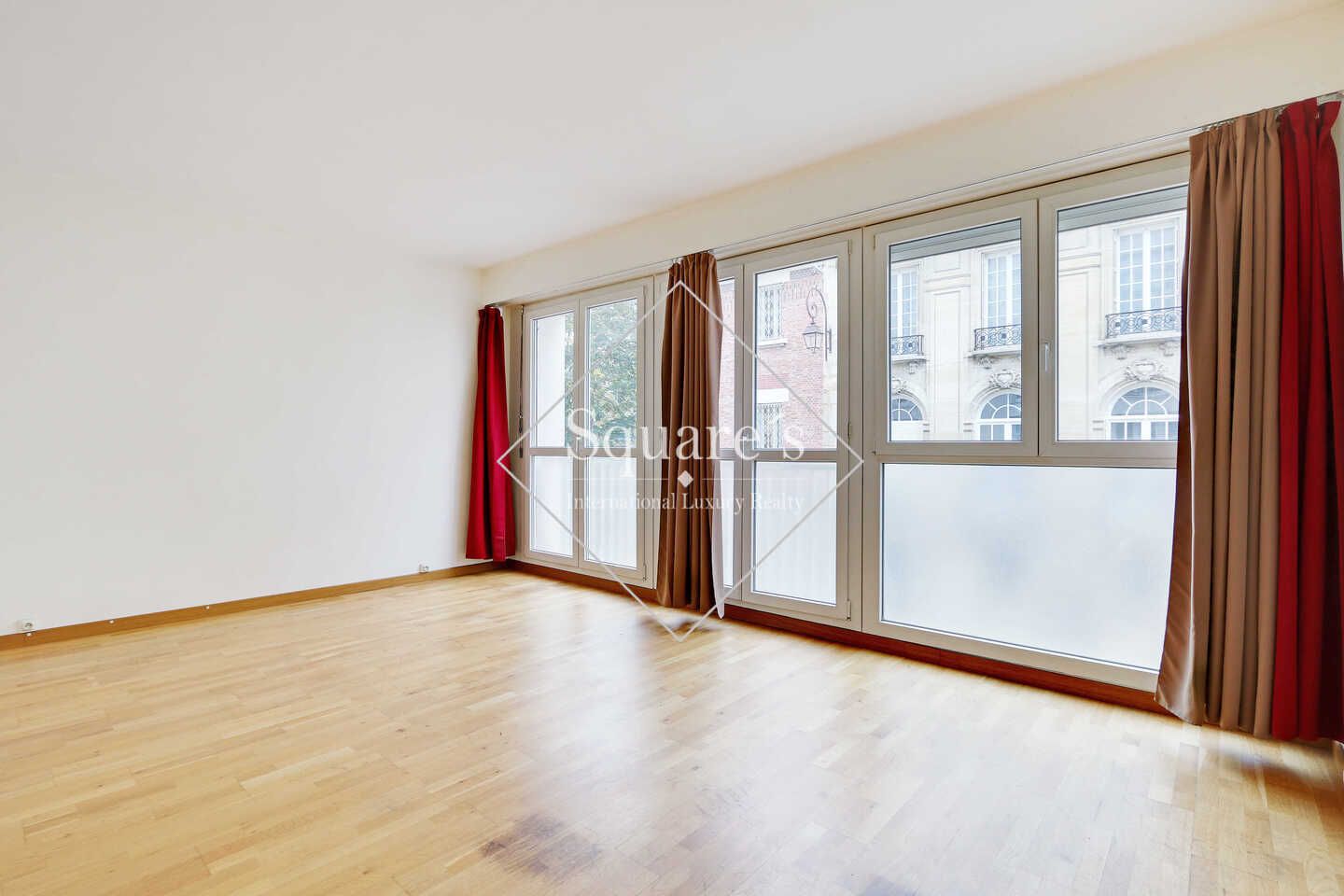apartment 3 Rooms for sale on Neuilly-sur-Seine (92200)