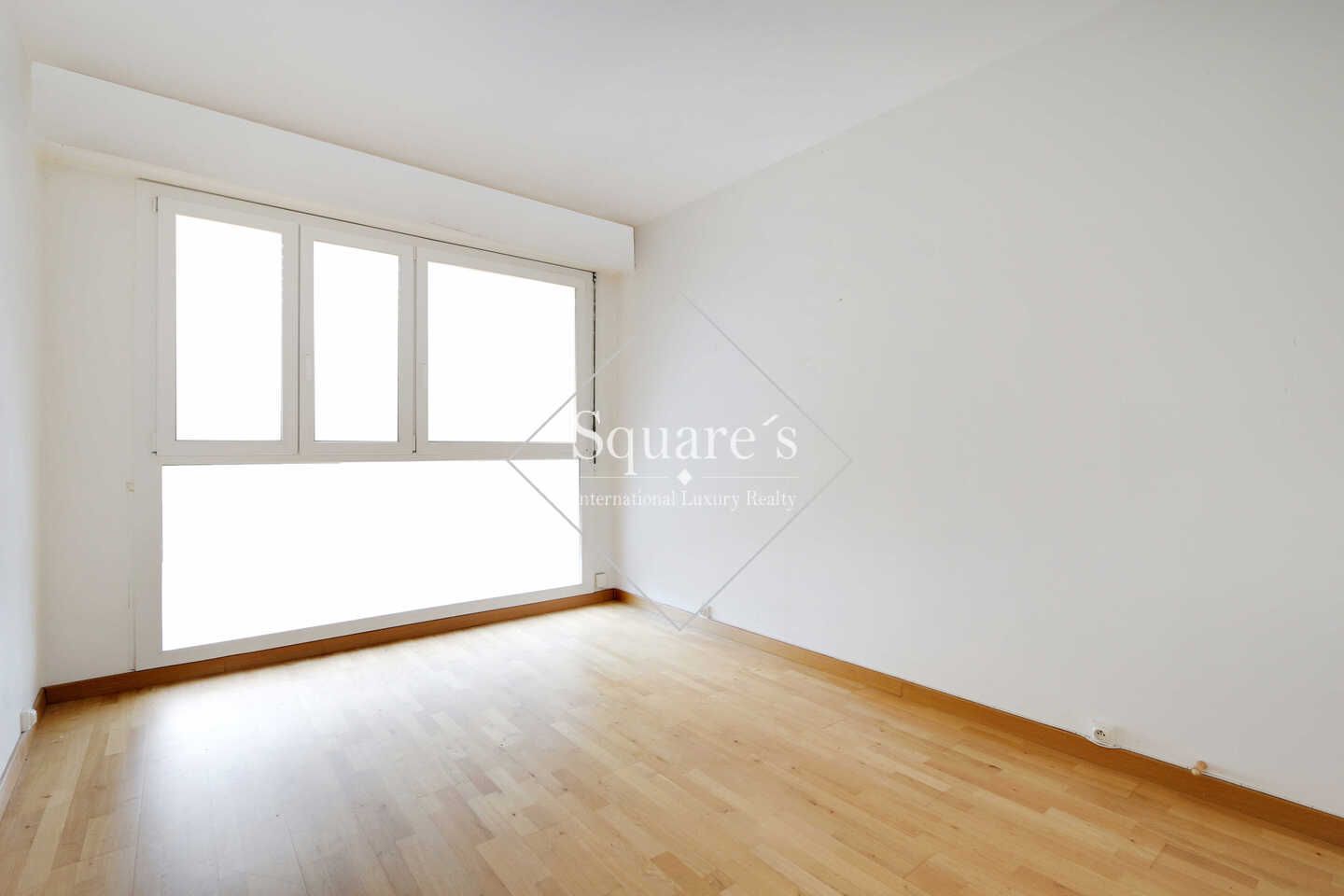 apartment 3 Rooms for sale on Neuilly-sur-Seine (92200)