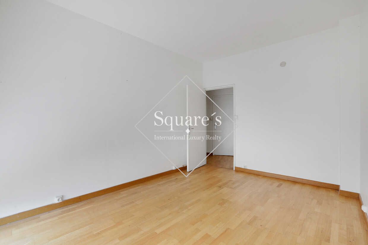 apartment 3 Rooms for sale on Neuilly-sur-Seine (92200)