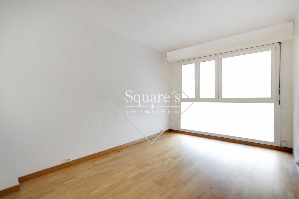 apartment 3 Rooms for sale on Neuilly-sur-Seine (92200)