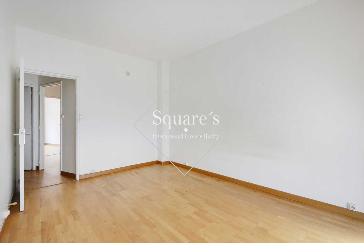 apartment 3 Rooms for sale on Neuilly-sur-Seine (92200)