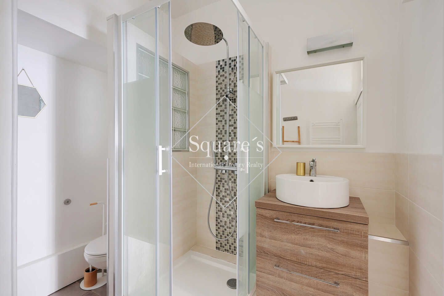 apartment 1 room for sale on Neuilly-sur-Seine (92200)