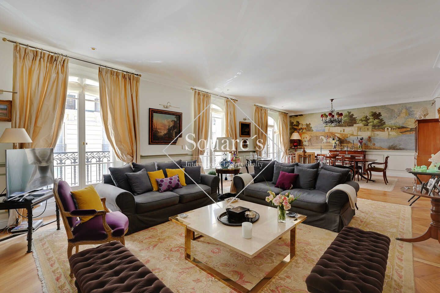 apartment 4 Rooms for sale on Neuilly-sur-Seine (92200) Sale Apartment Neuilly-sur-Seine 4 Rooms 203 m²