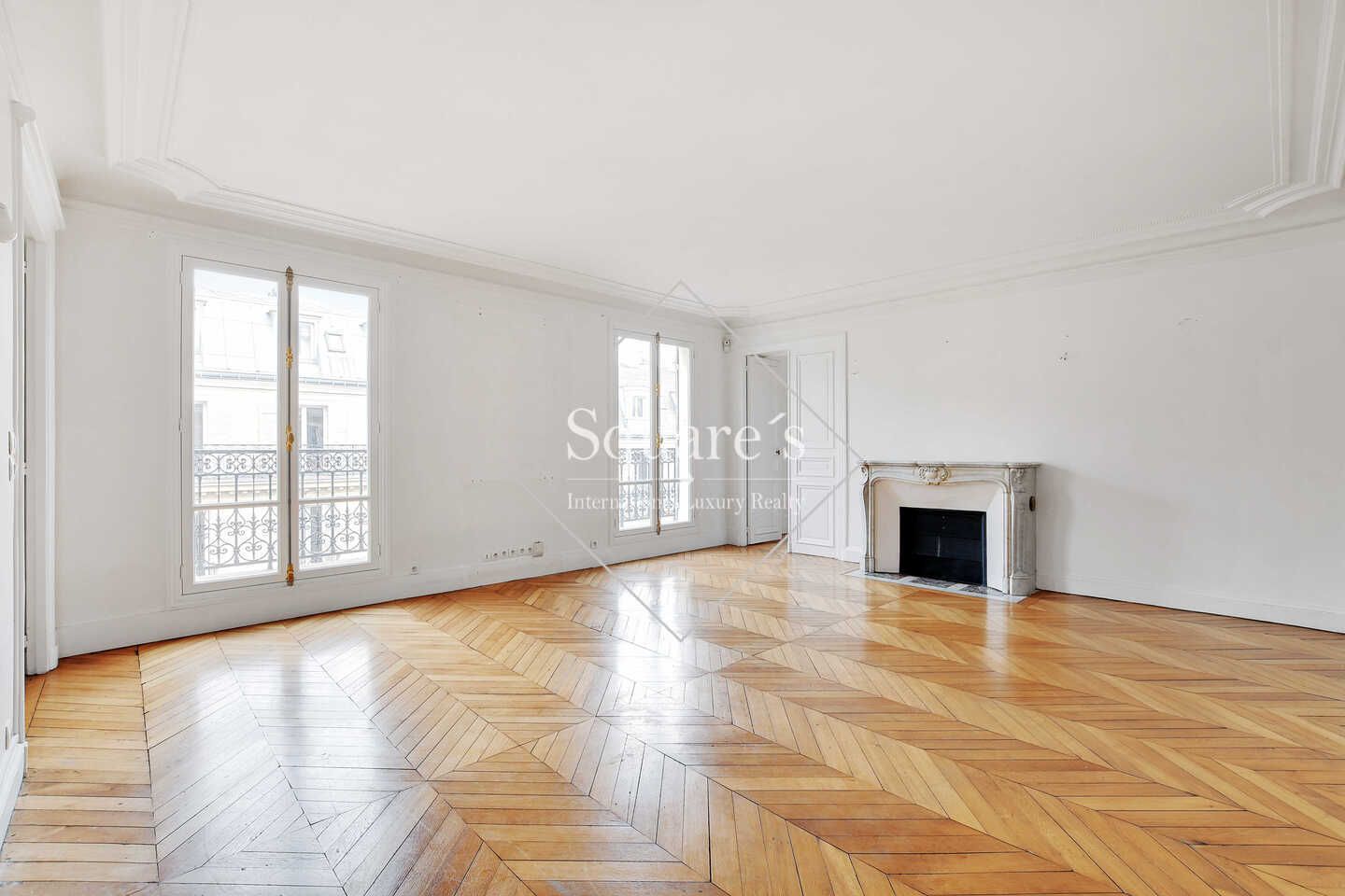 apartment 8 Rooms for sale on Paris 8ème (75008)