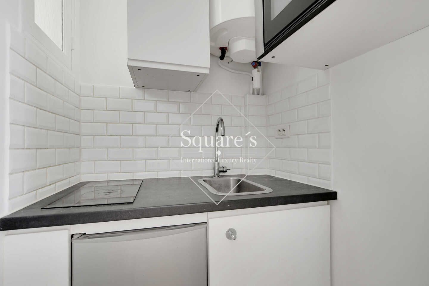 apartment 1 room for sale on Neuilly-sur-Seine (92200) Sale Apartment Neuilly-sur-Seine 1 room 14 m²